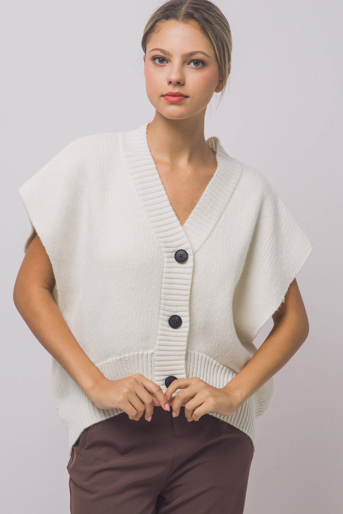 Women's Oversized Sweater Cardigan Vest: Black