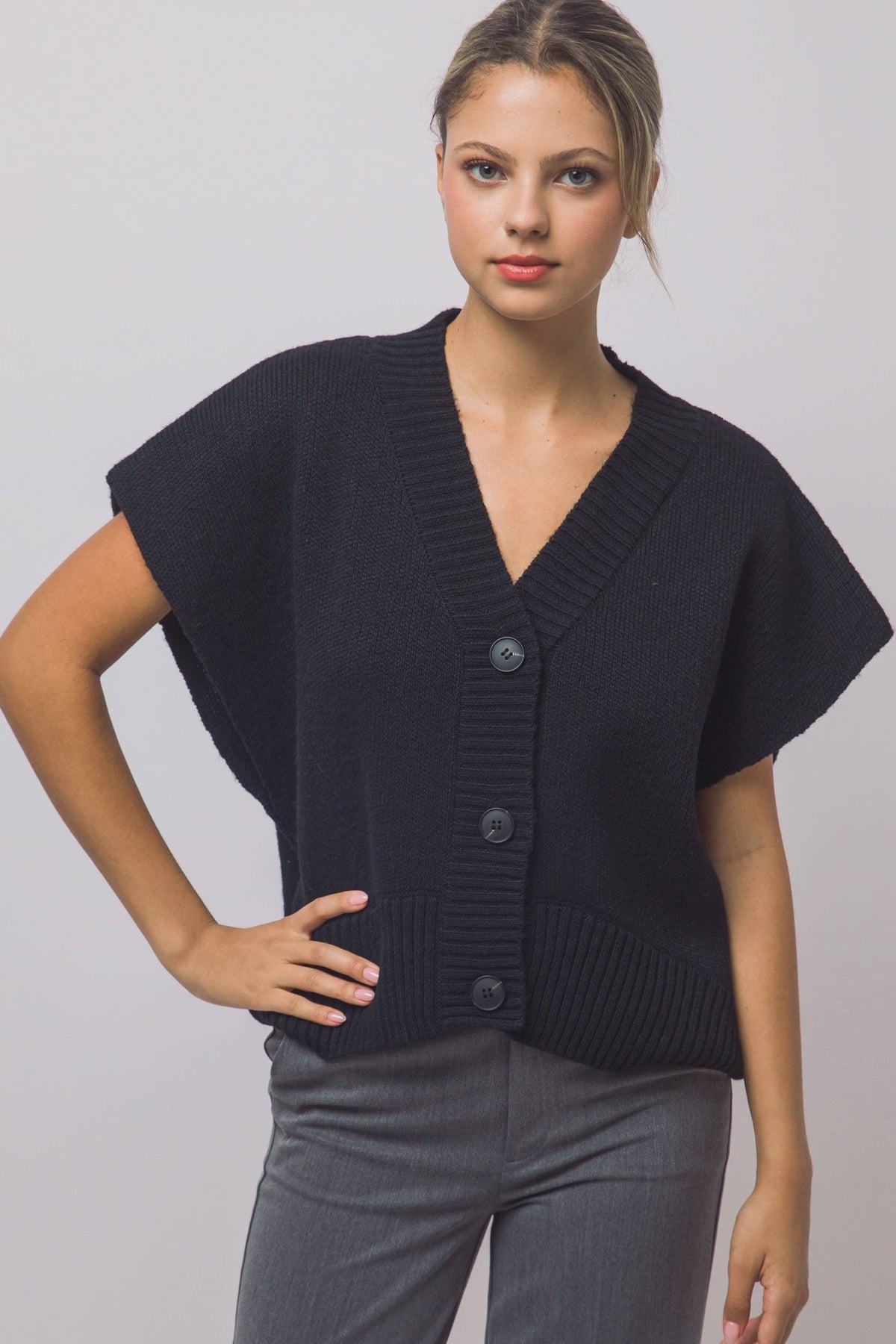 Women's Oversized Sweater Cardigan Vest: Black