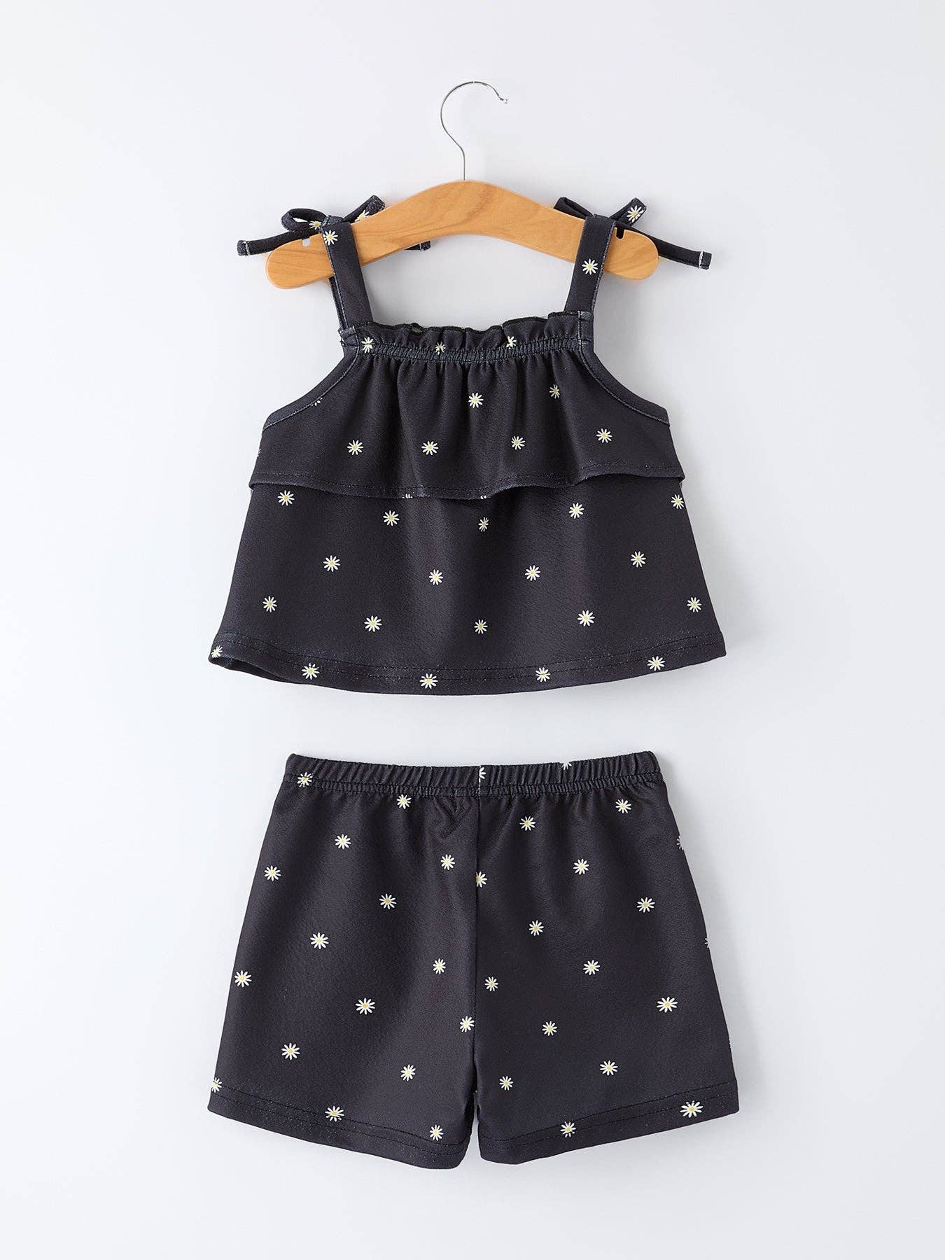 Girl's Summer Daisy  Girls Bow Ruffle Set