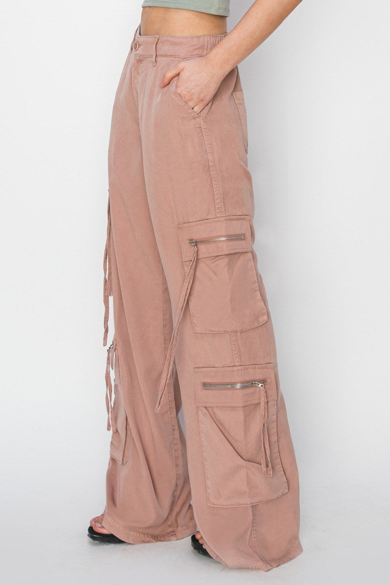 Women's HIGH RISE TENCEL MULTI CARGO POCKET WIDE PANTS