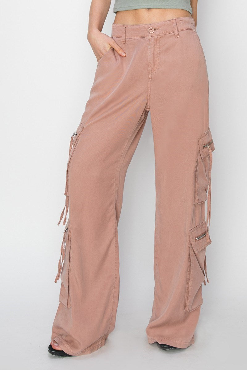 Women's HIGH RISE TENCEL MULTI CARGO POCKET WIDE PANTS